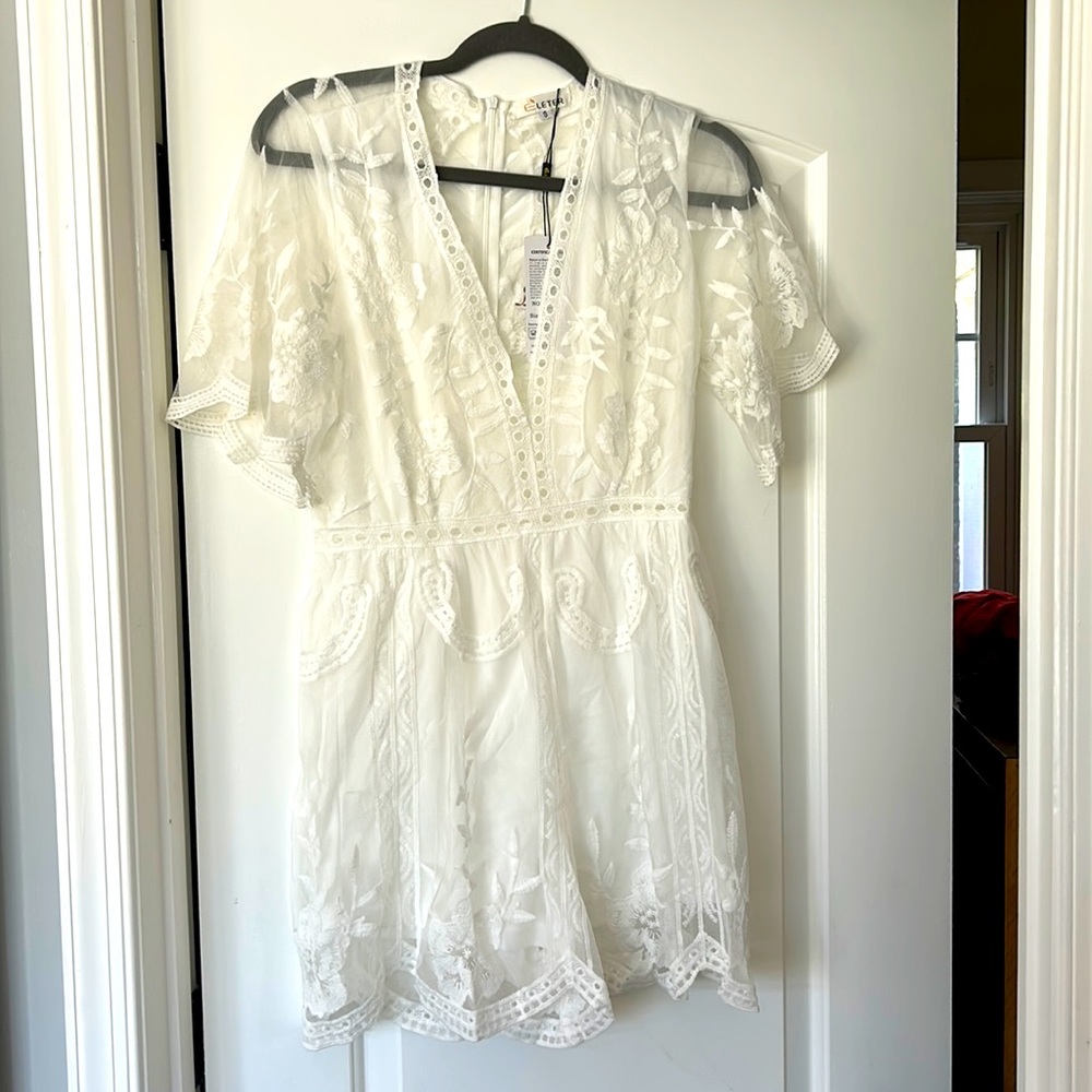 White Lacey romper size S new with tags